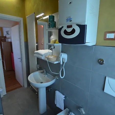 Apartamento Characteristic In With Pool Codigoro