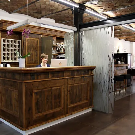 Characteristic In With Pool *