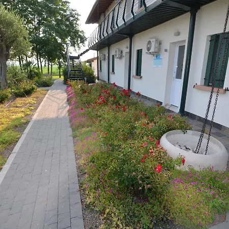 アパート Characteristic In With Pool *