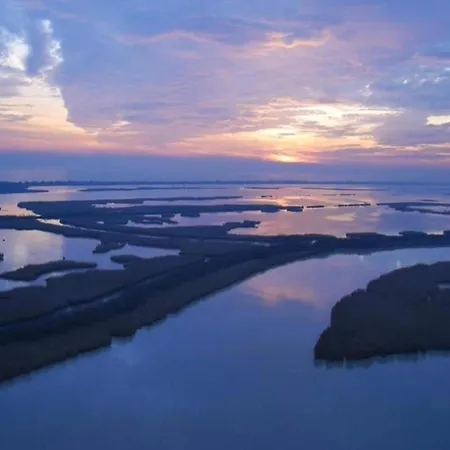 דירה Characteristic In With Pool *