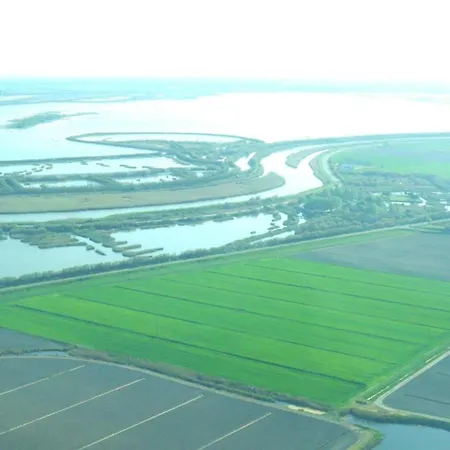 דירה Characteristic In With Pool *